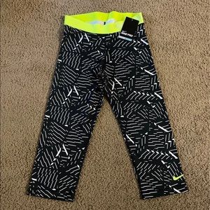NIKE PRO DRI-FIT Crop Leggings